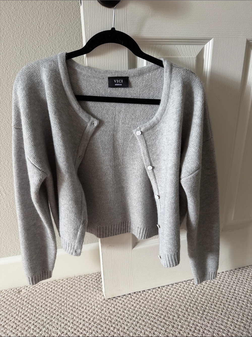 VICI Gray Crewneck Button-Front Cropped Cardigan